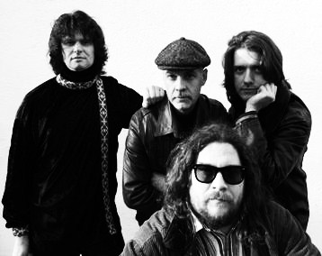 von li nach re.: Jason Boiler (vocals), Gerhard Tscherwizek (drums), Klaus Bergmaier (keyboard, keyboard bass), Ren� Galik (guitar) 